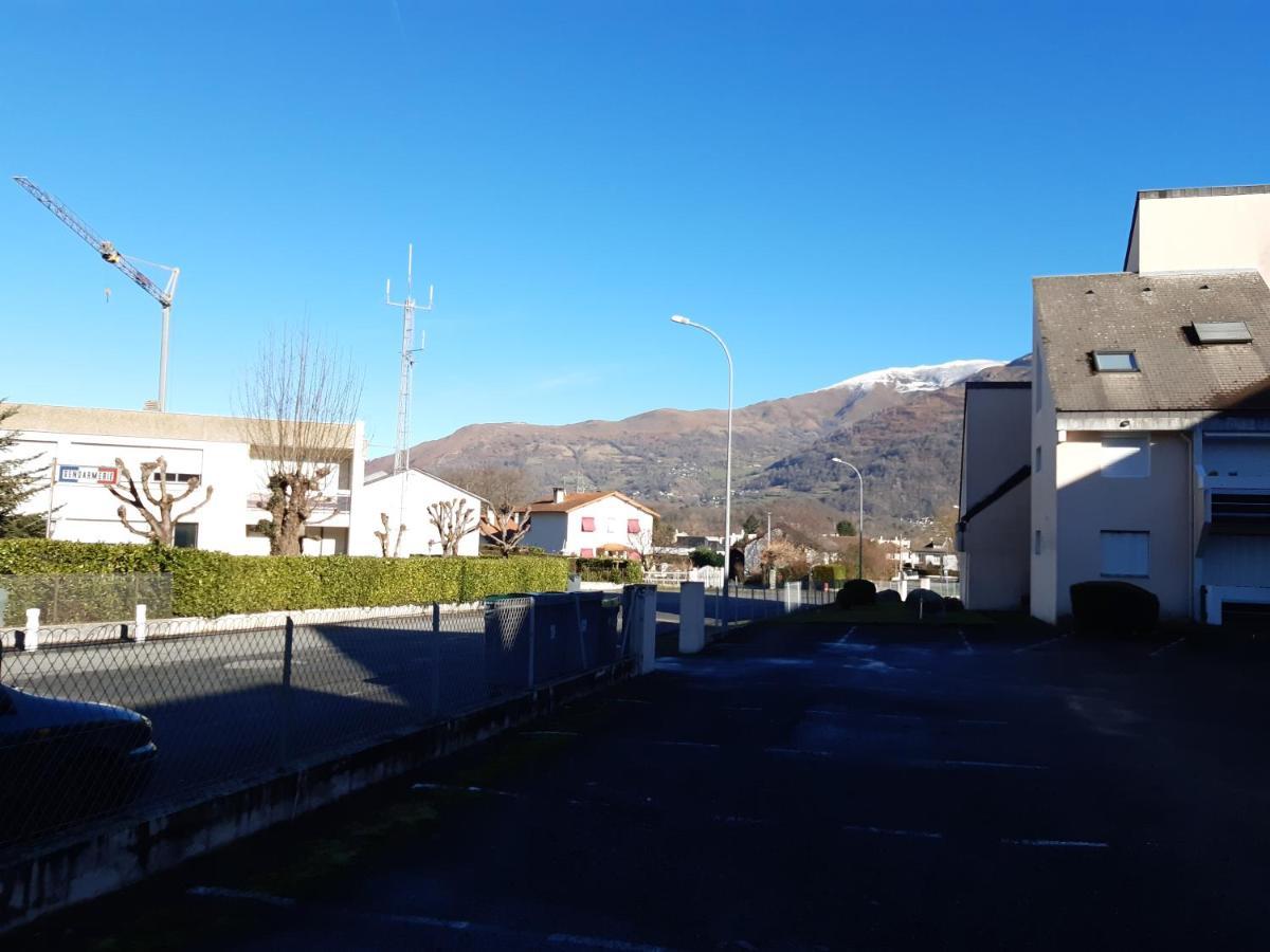 Charmant T2 Renove Rdc Residence Quartier Pavillonnaire Argelès-Gazost Zewnętrze zdjęcie